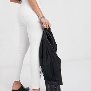 White Topshop Jamie Jeans - W 28 L 30